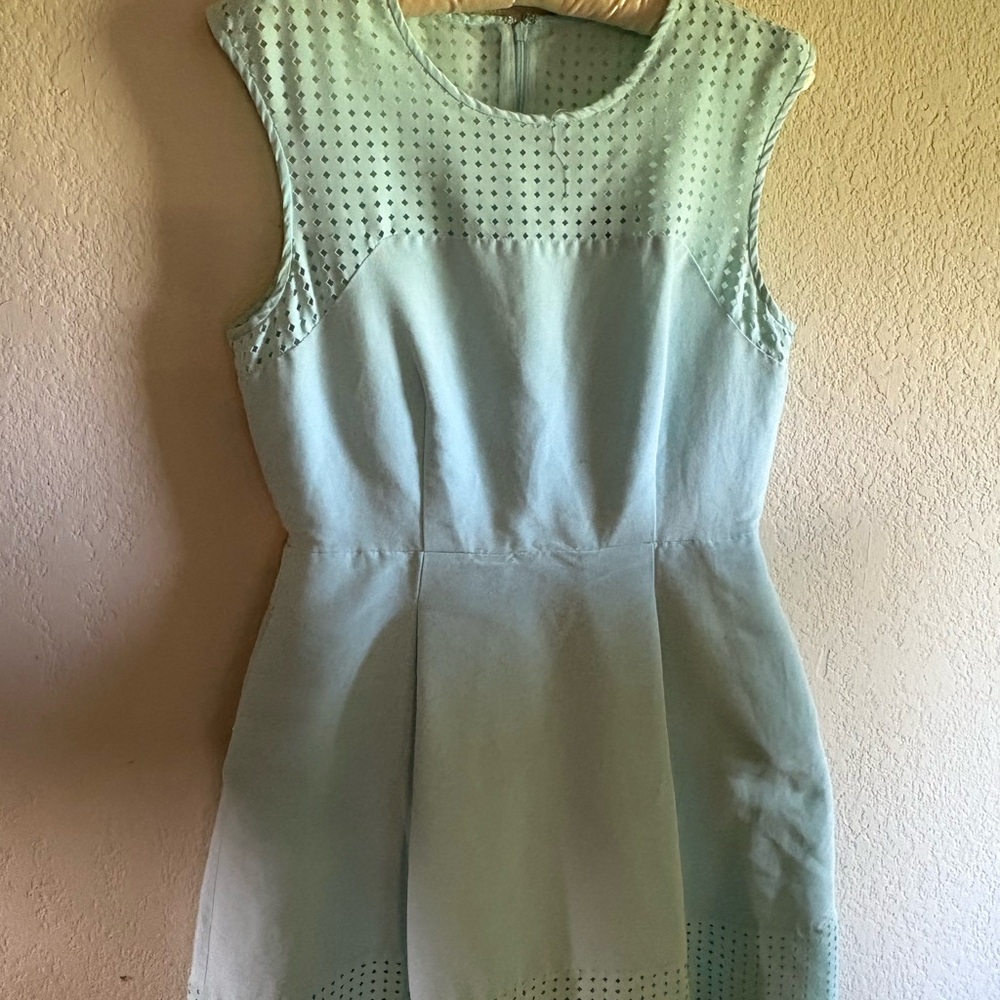 Mint Green Sleeveless Dress - Picture 1 of 7